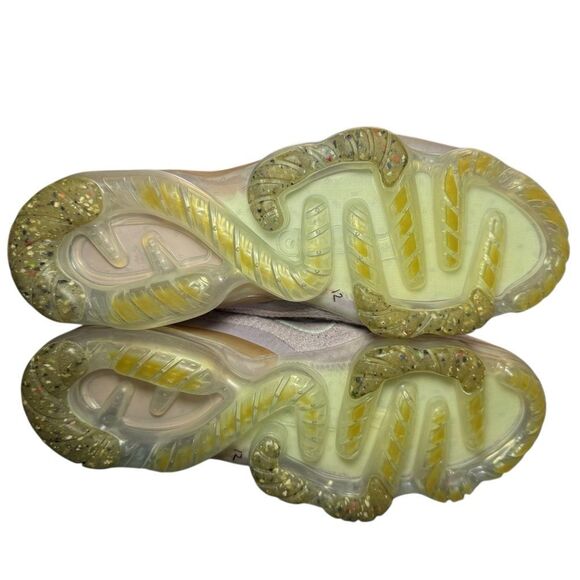 Nike Air VaporMax Flyknit 2021 Women’s Size 10.5 Purple Athletic Shoes Sneakers - Picture 3 of 8